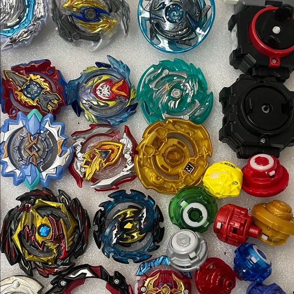 Beyblade Lot Collection - Picture 6 of 10